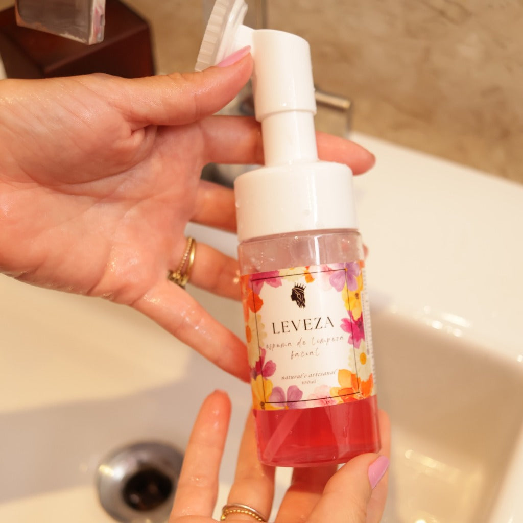 LEVEZA - Espuma de Limpeza Facial - 100ml
